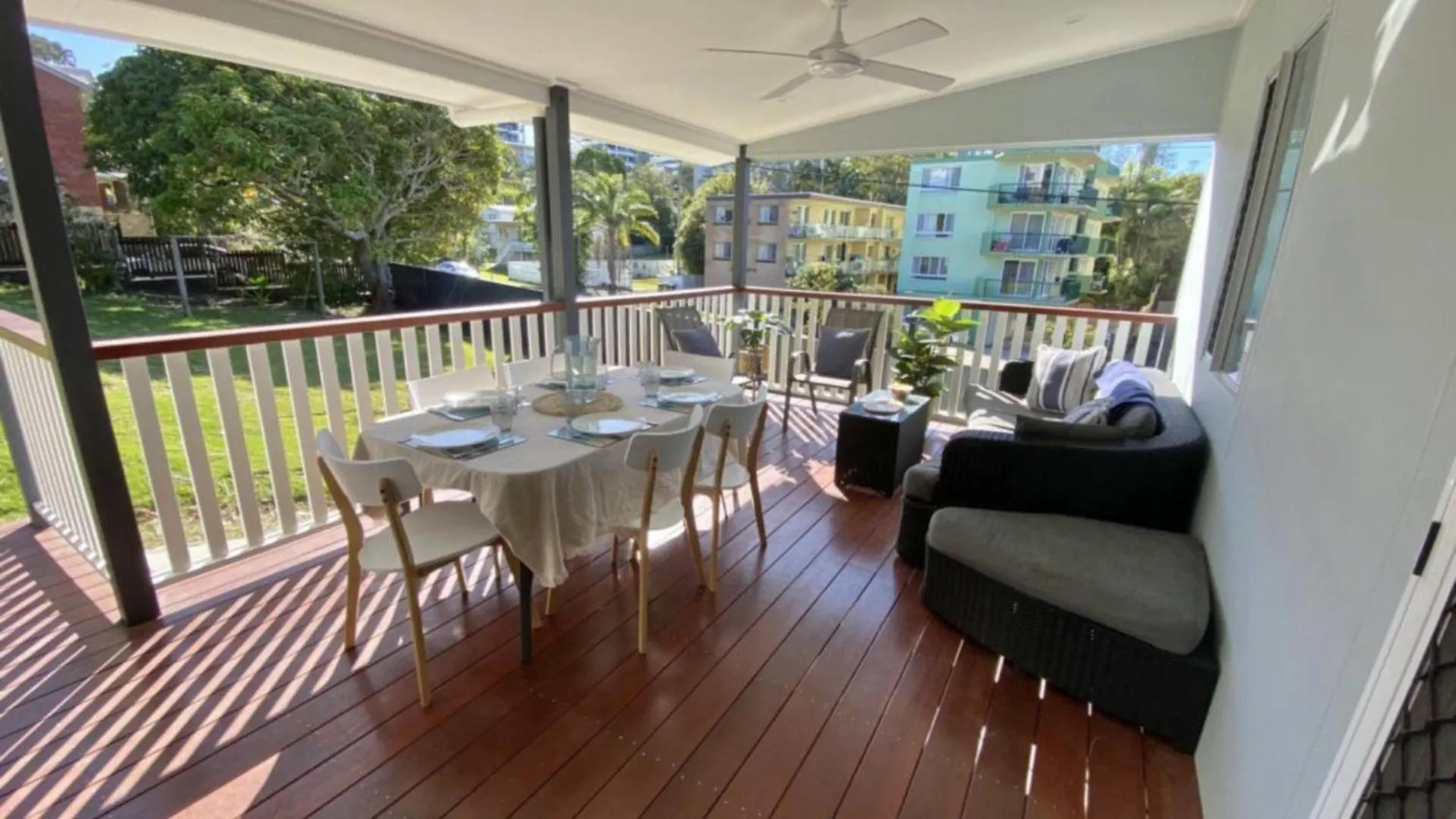 Blue Beach House Caloundra